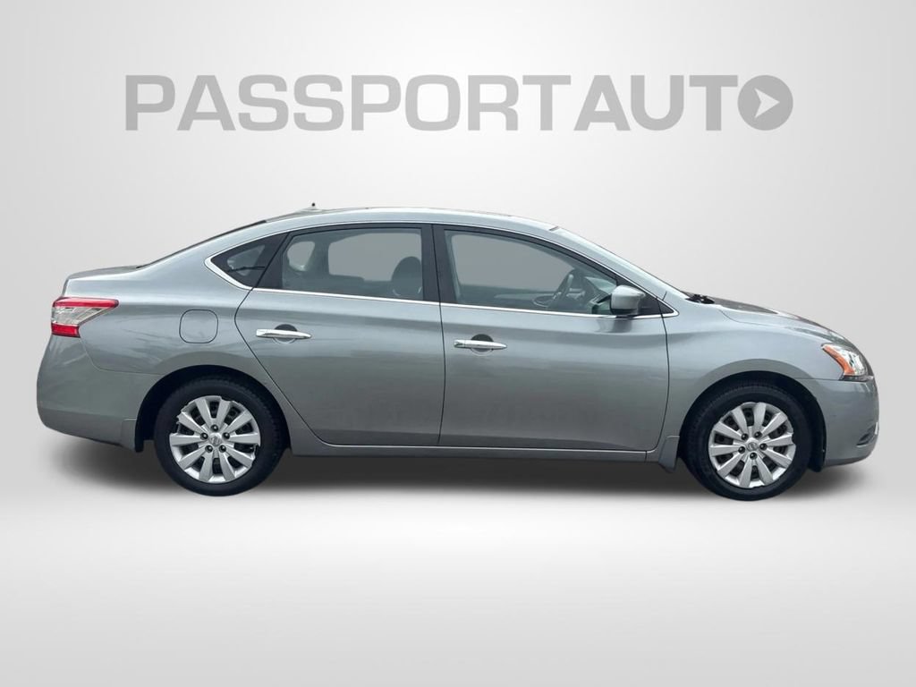 Used 2013 Nissan Sentra SV w/ Premium Pkg FWD image 5