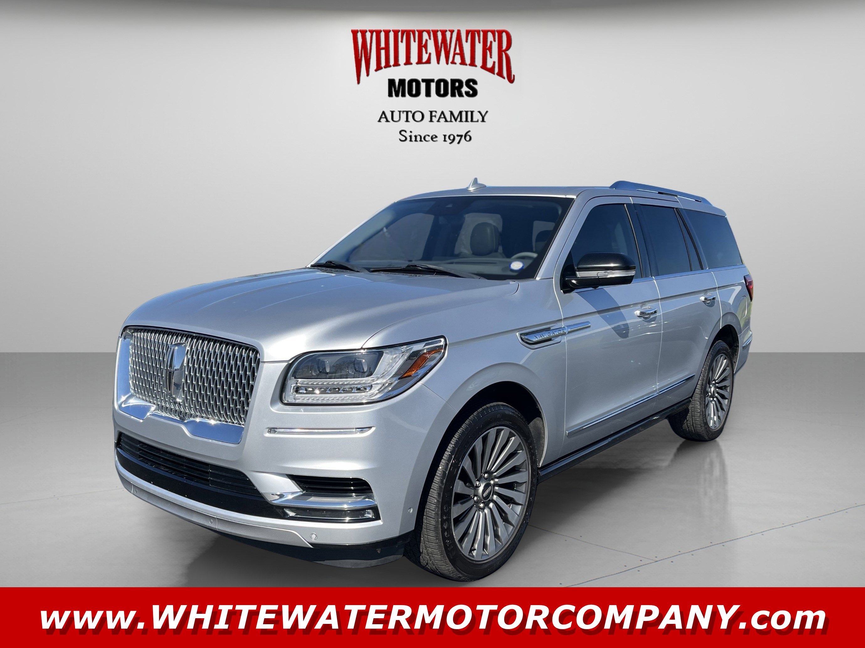 Used 2019 Lincoln Navigator Reserve image 1