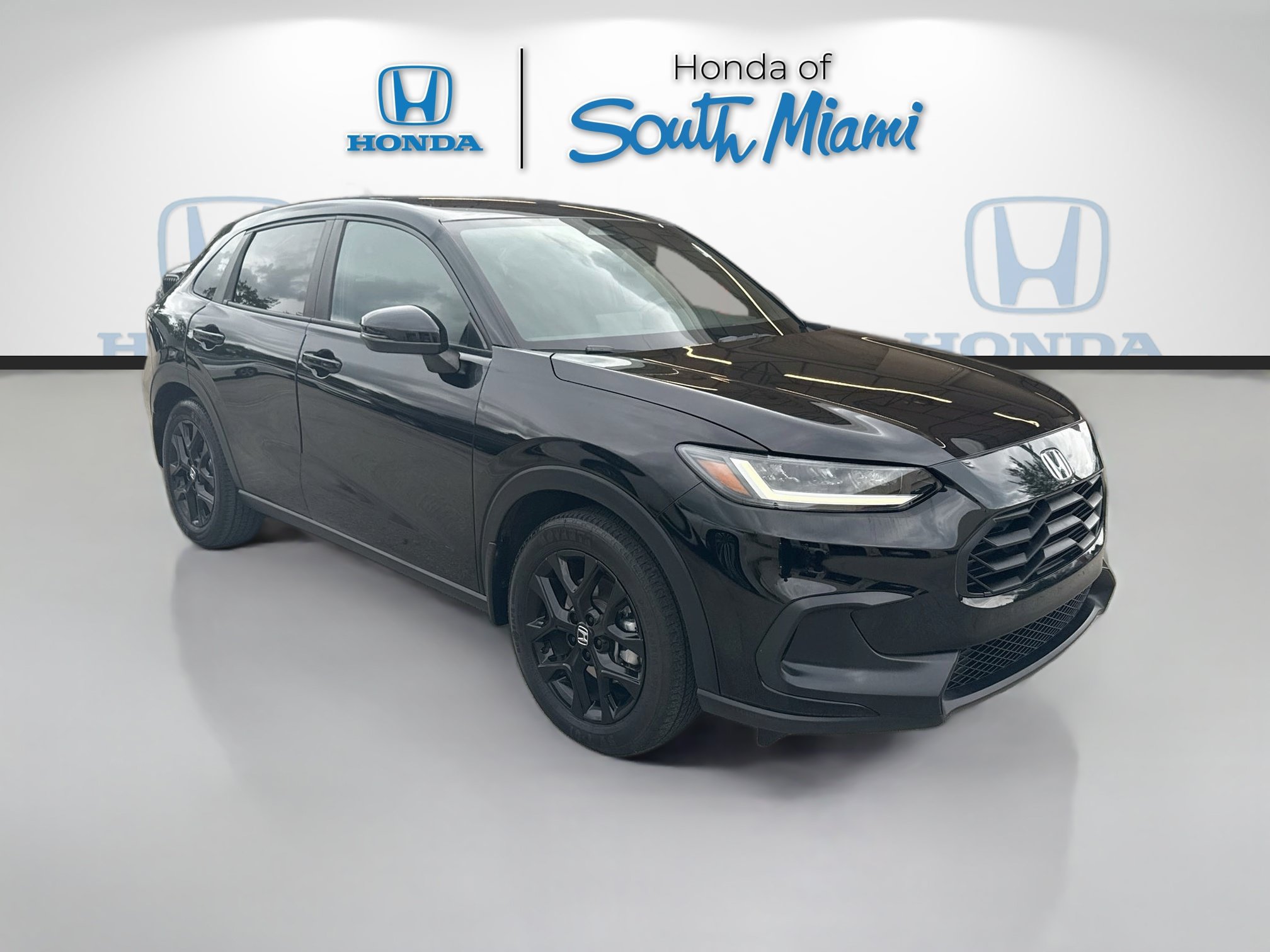 Used 2024 Honda HR-V Sport image 1
