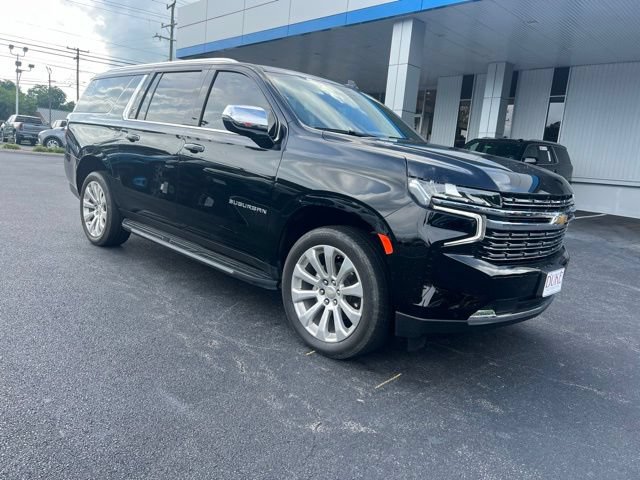 Used 2024 Chevrolet Suburban Premier AWD/4WD image 2