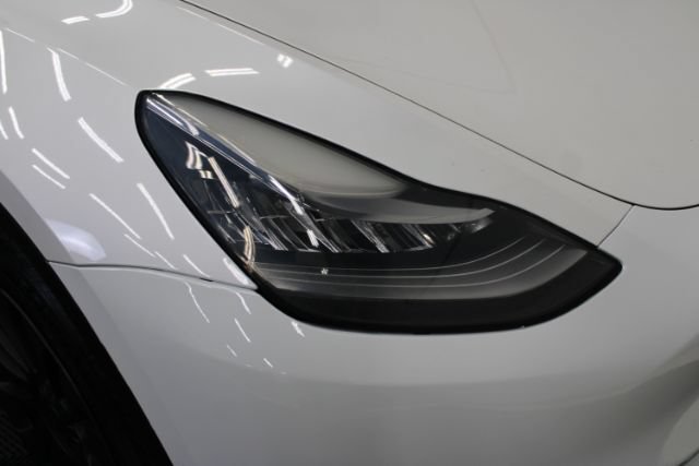 Used 2021 Tesla Model Y Long Range AWD/4WD image 19