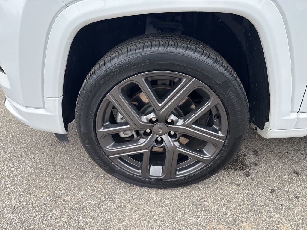 Certified 2024 Jeep Compass Limited w/ High Altitude Package AWD/4WD image 9