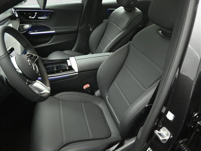 Certified 2026 Mercedes-Benz C 300 4MATIC Sedan image 9