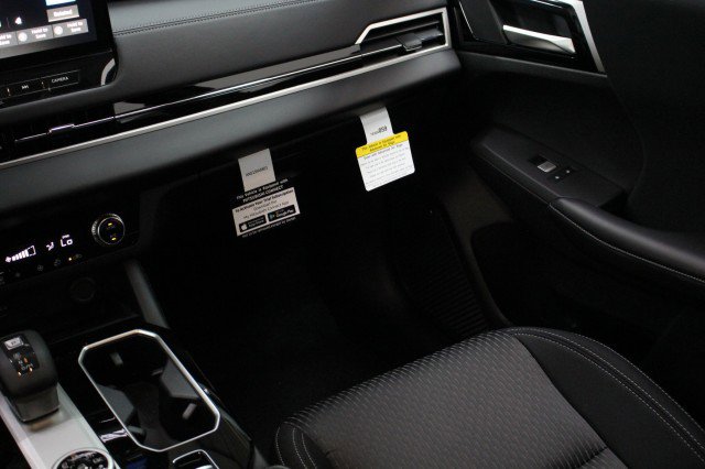 New 2026 Mitsubishi Outlander ES FWD image 22