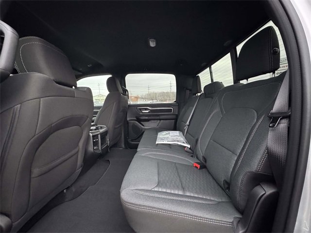 New 2026 RAM 1500 4x4 Crew Cab image 19