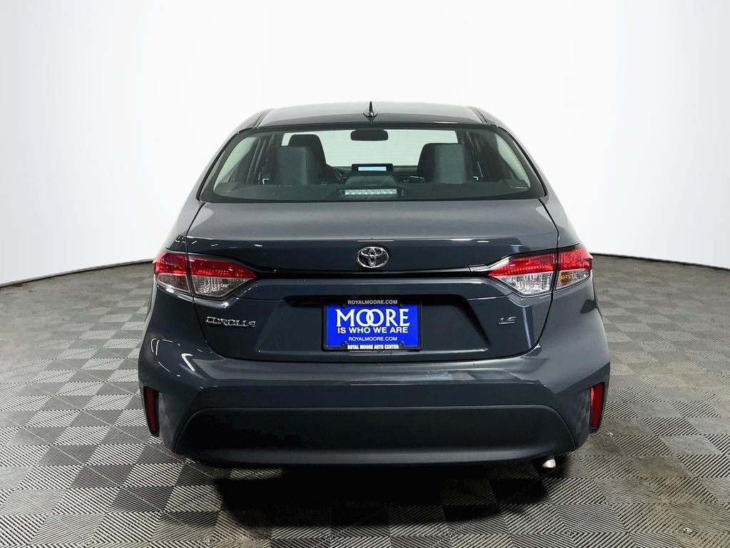 Certified 2025 Toyota Corolla LE FWD image 6
