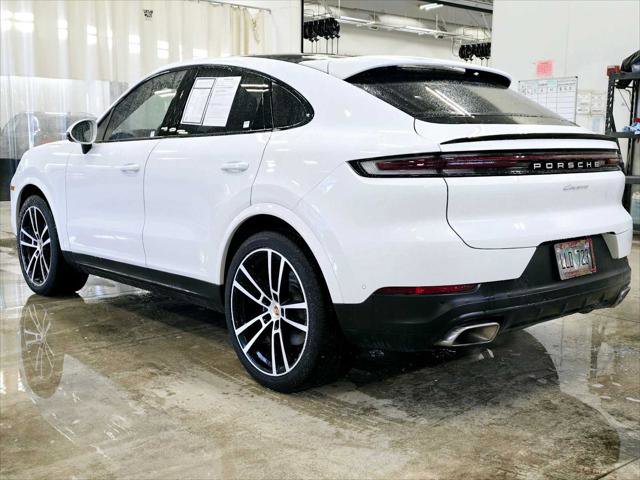 Used 2024 Porsche Cayenne Coupe image 3