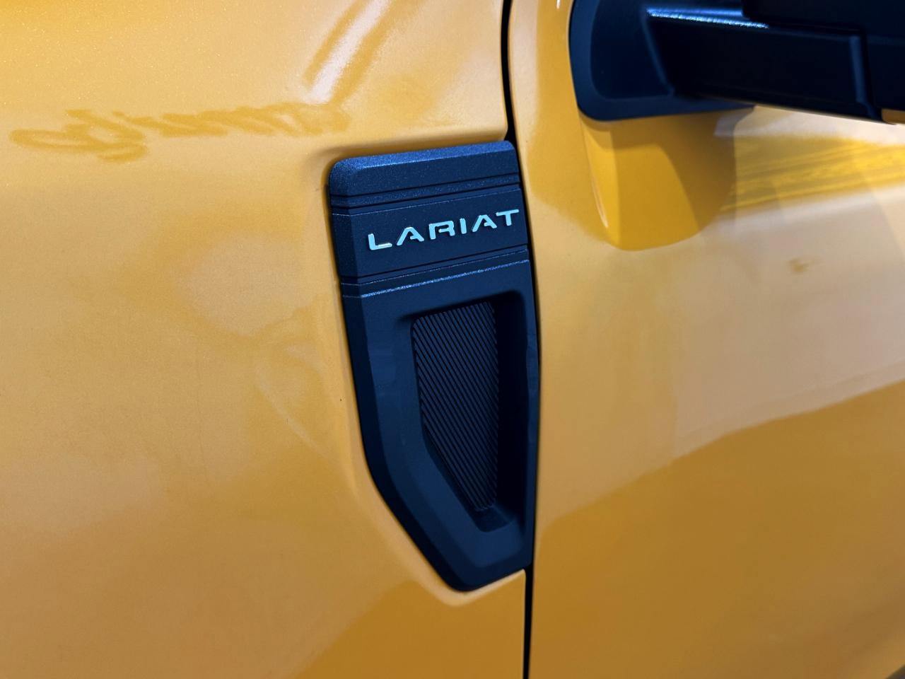 Used 2022 Ford Maverick Lariat w/ Lariat Luxury Package image 51