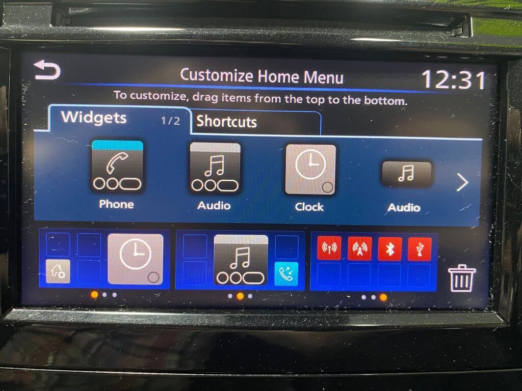 Used 2020 Nissan Rogue Sport S image 10