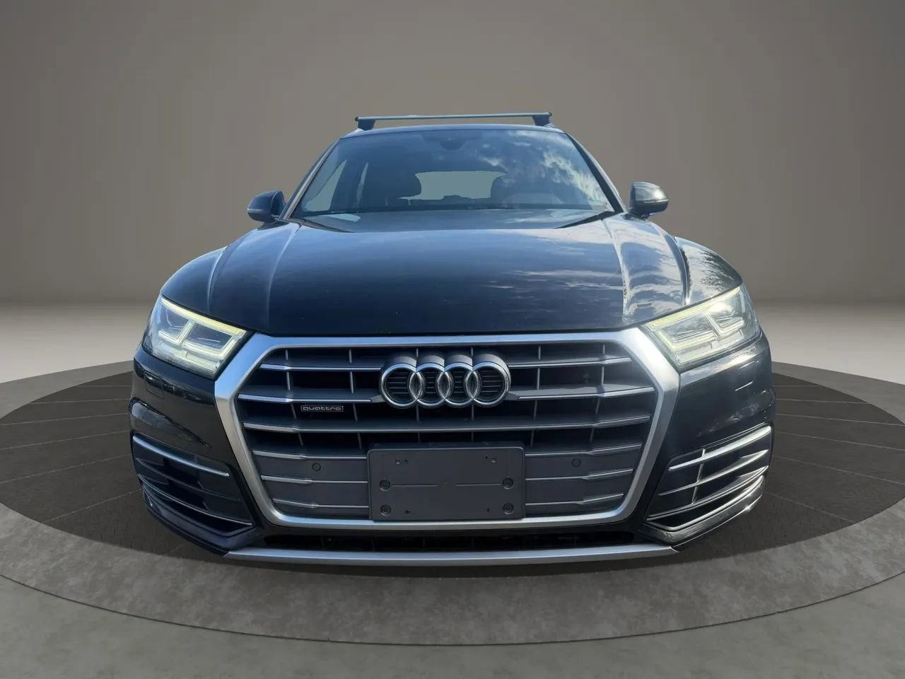 Used 2018 Audi Q5 2.0T Premium Plus w/ Premium Plus Package image 2