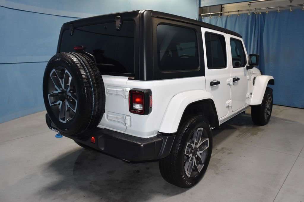 Used 2024 Jeep Wrangler Unlimited w/ Convenience Group image 27