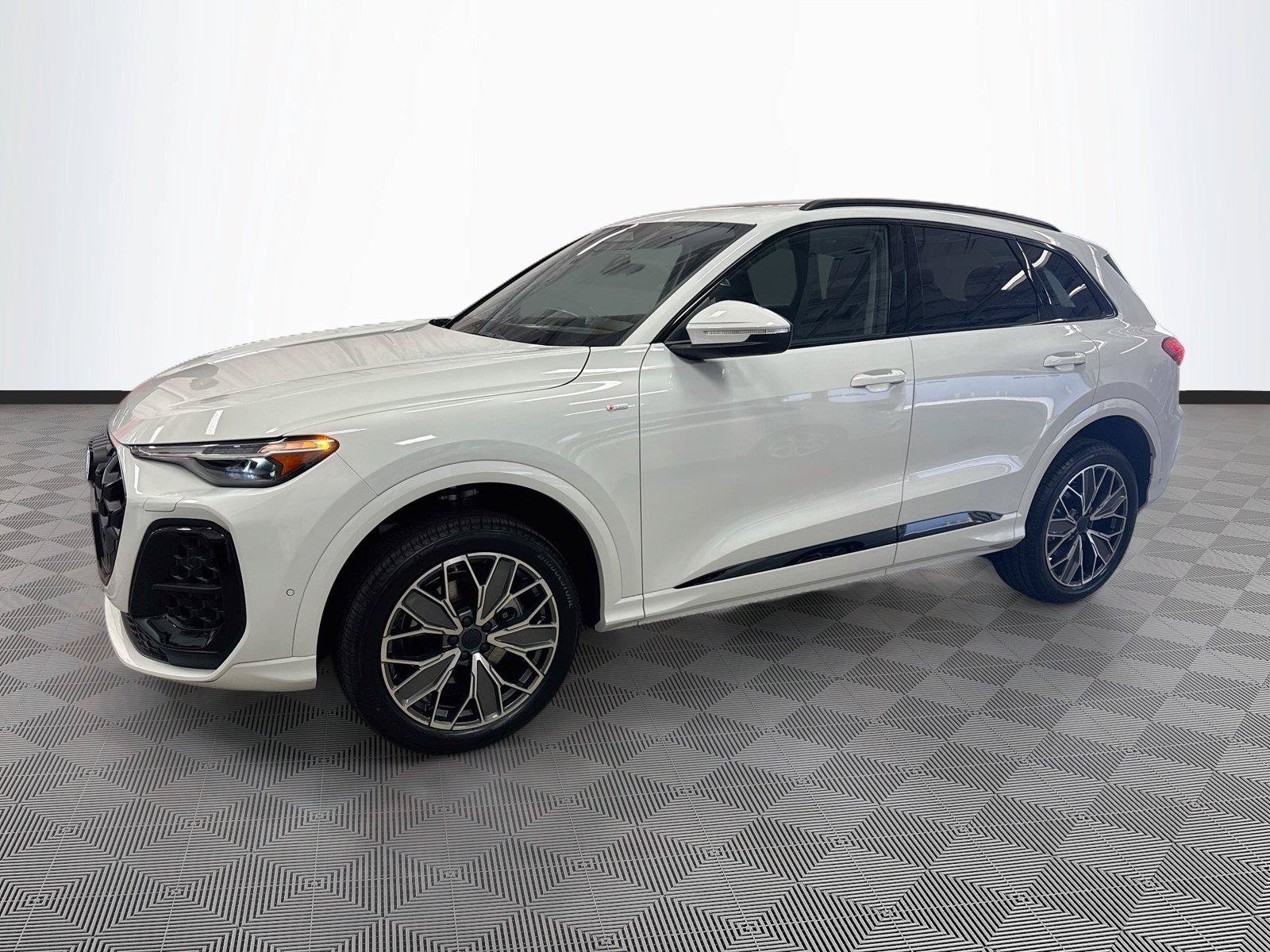 New 2026 Audi Q5 Premium Plus AWD/4WD image 3