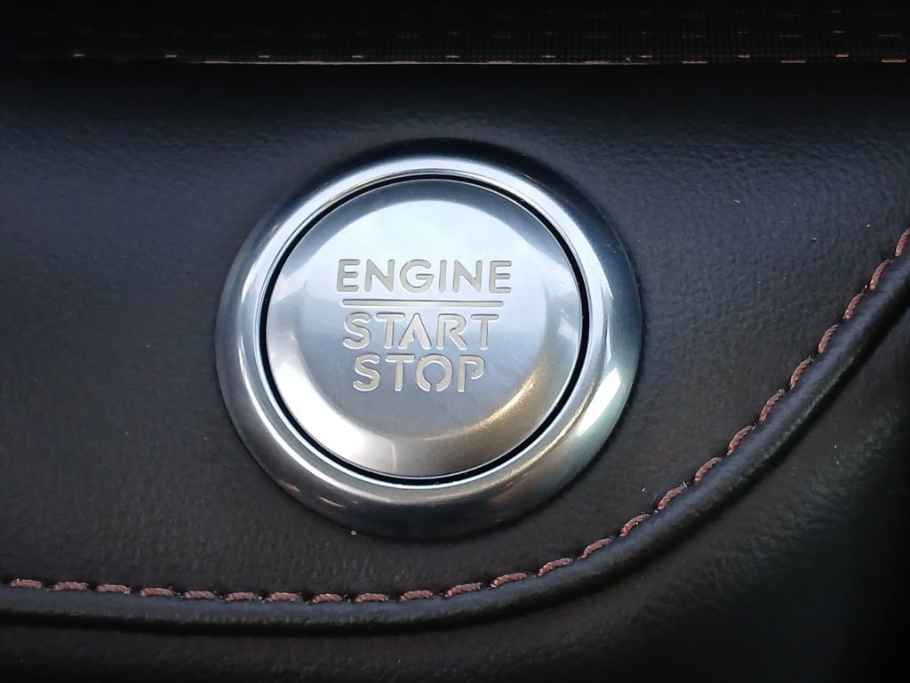 Used 2024 Lincoln Nautilus Premier w/ Jet Appearance Package image 17