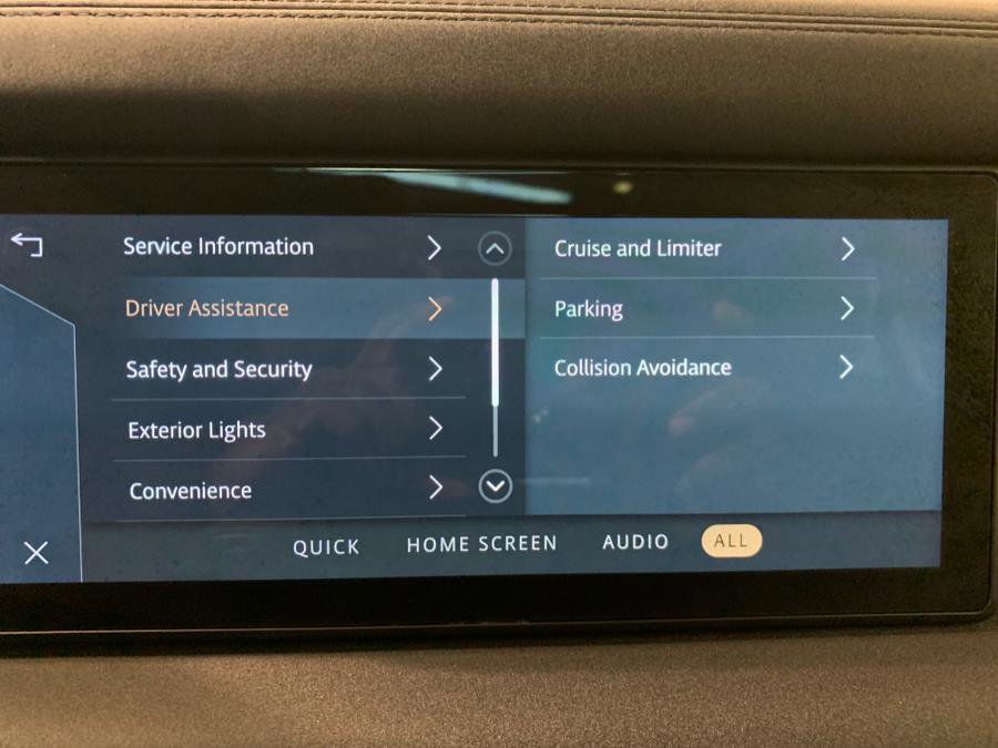 Used 2020 Land Rover Defender 110 S AWD/4WD image 28