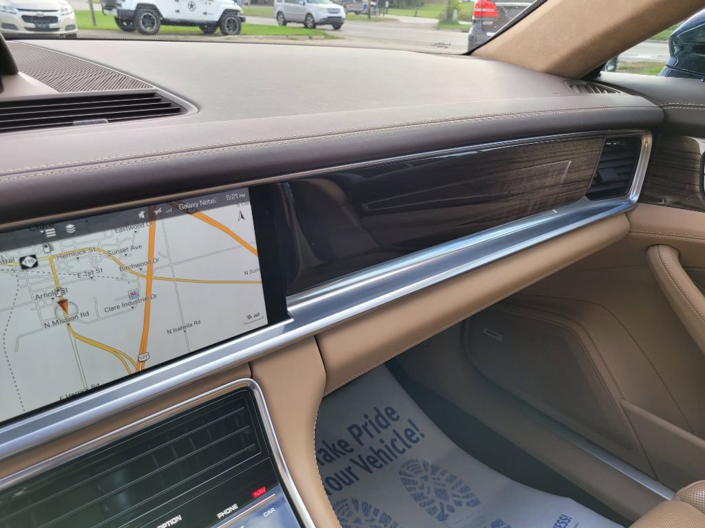 Used 2017 Porsche Panamera Turbo image 48