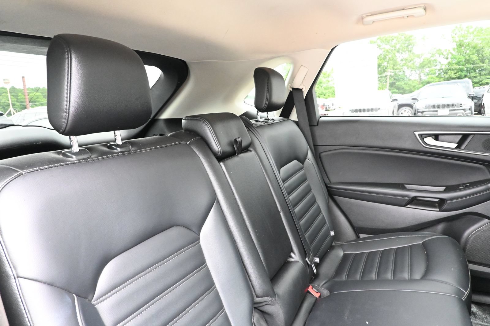 Used 2024 Ford Edge SEL AWD/4WD image 30
