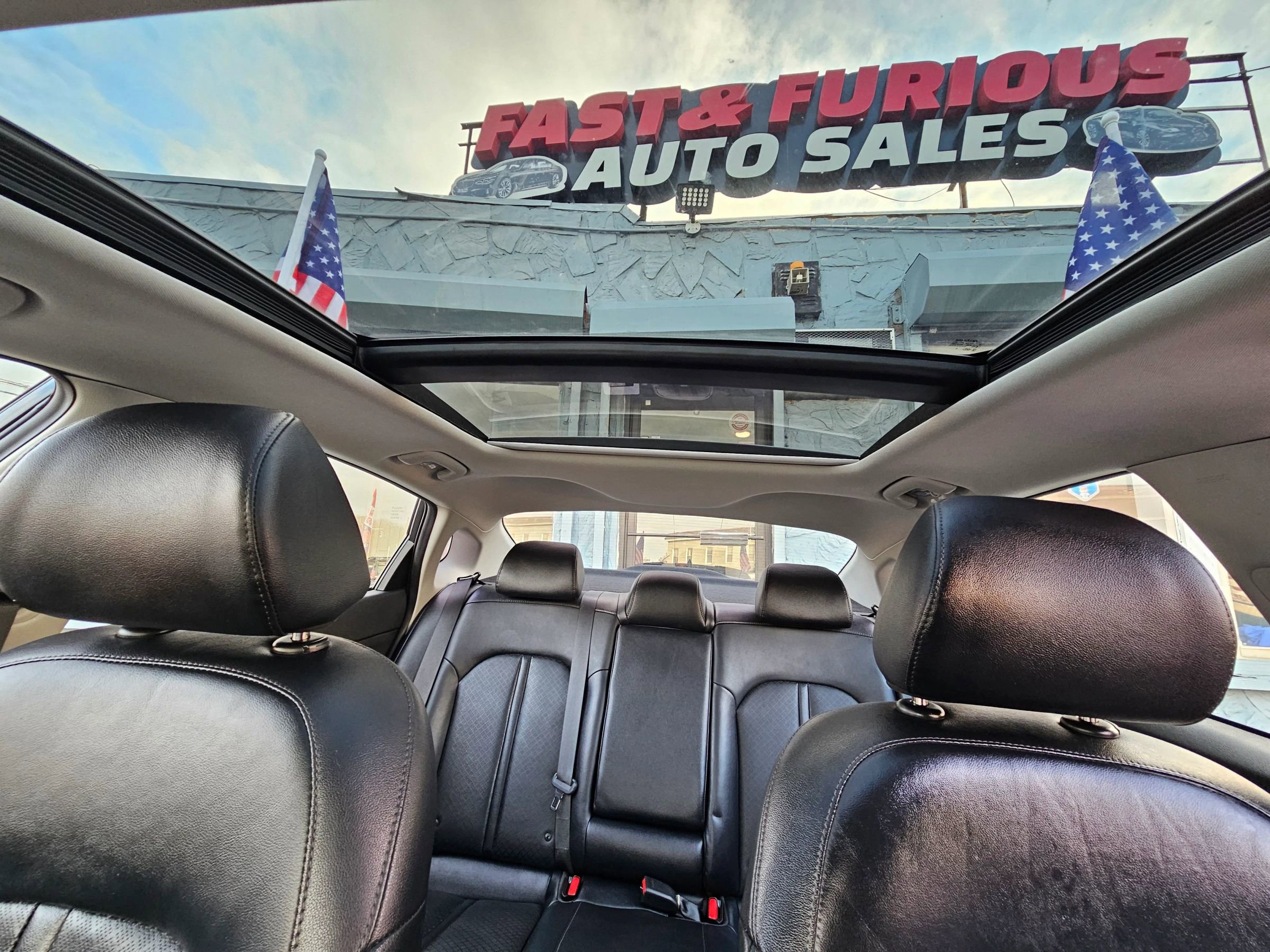 Used 2020 Kia Optima SE image 12