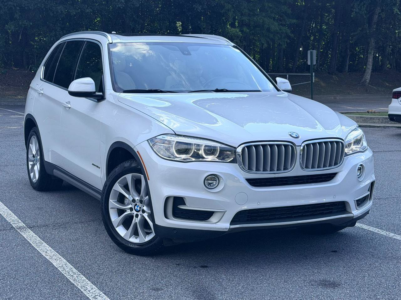 Used 2018 BMW X5 xDrive35d AWD/4WD image 4