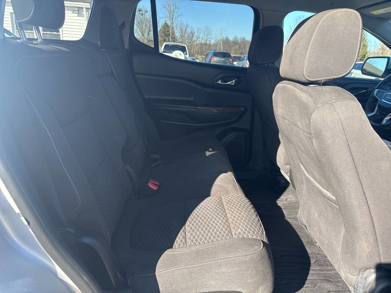Used 2017 GMC Acadia SLE w/ LPO, Floor Liner Package image 15
