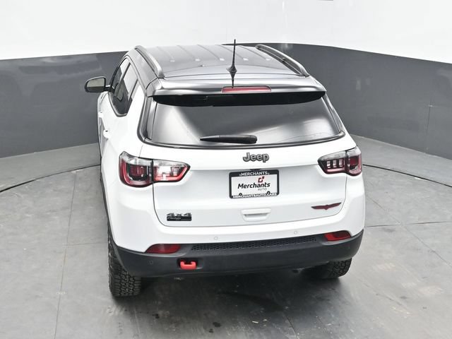 Used 2025 Jeep Compass Trailhawk AWD/4WD image 23