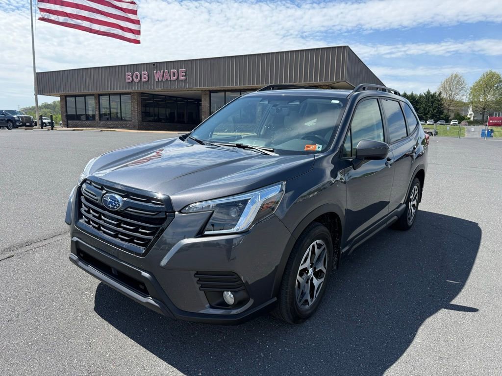 Certified 2023 Subaru Forester Premium image 1