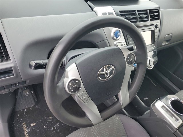 Used 2012 Toyota Prius V Two image 9