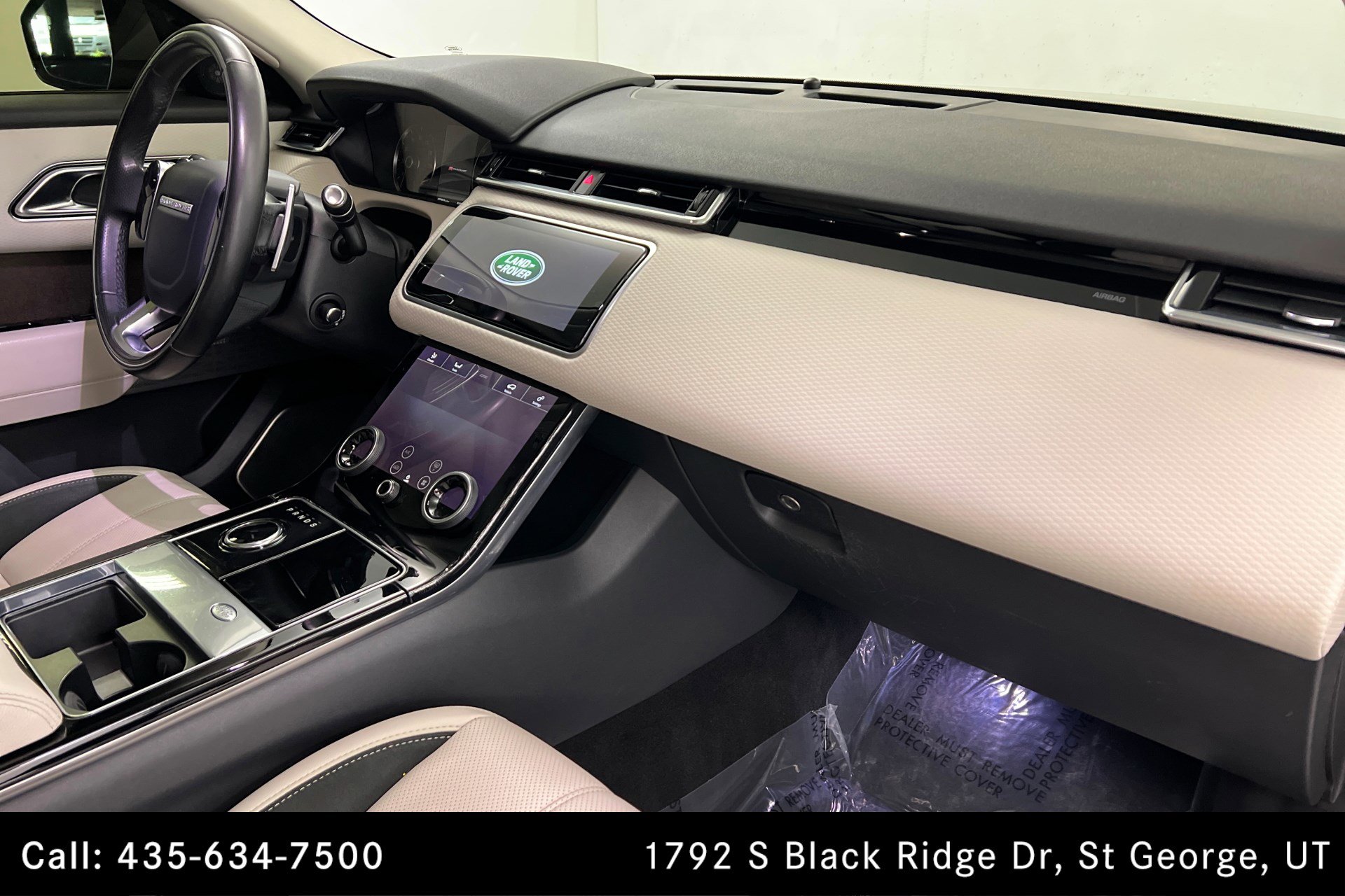 Used 2020 Land Rover Range Rover Velar R-Dynamic S image 24