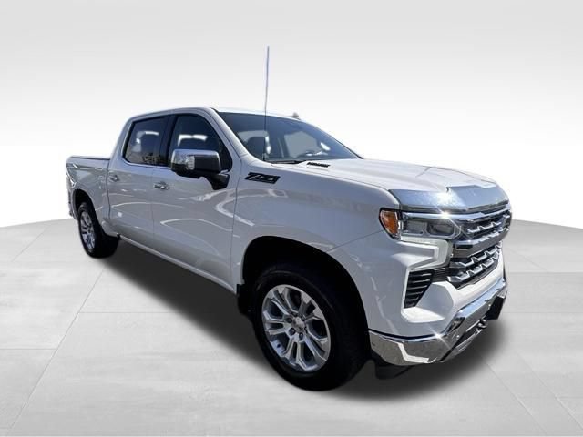Used 2023 Chevrolet Silverado 1500 LTZ AWD/4WD image 11
