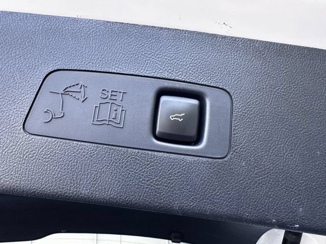 Certified 2023 Lincoln Corsair AWD w/ Equipment Group 101A image 45