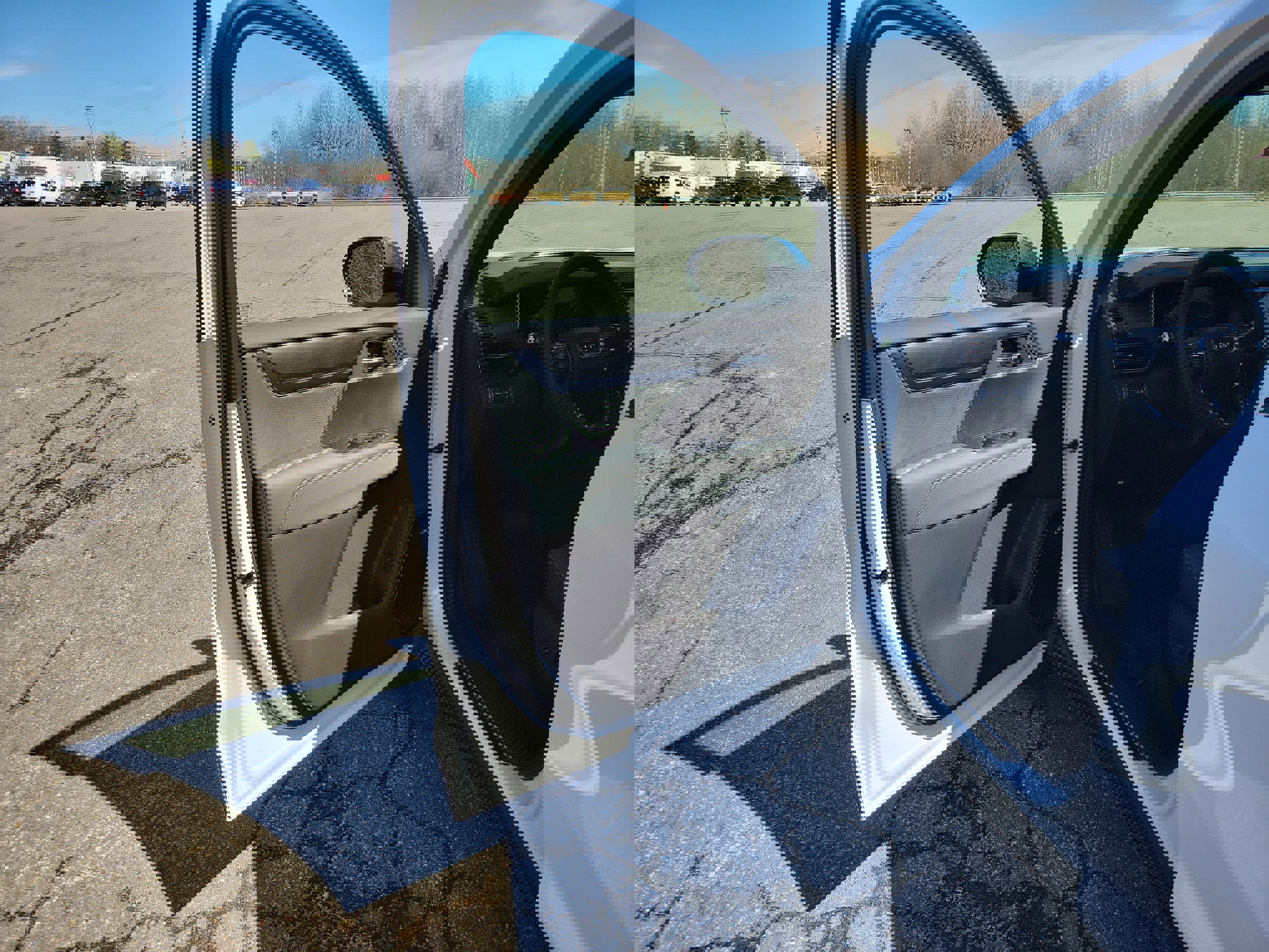 New 2026 GMC Acadia AT4 w/ Luxury Package image 17