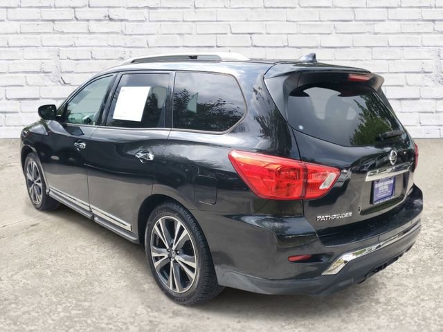Used 2020 Nissan Pathfinder Platinum FWD image 2