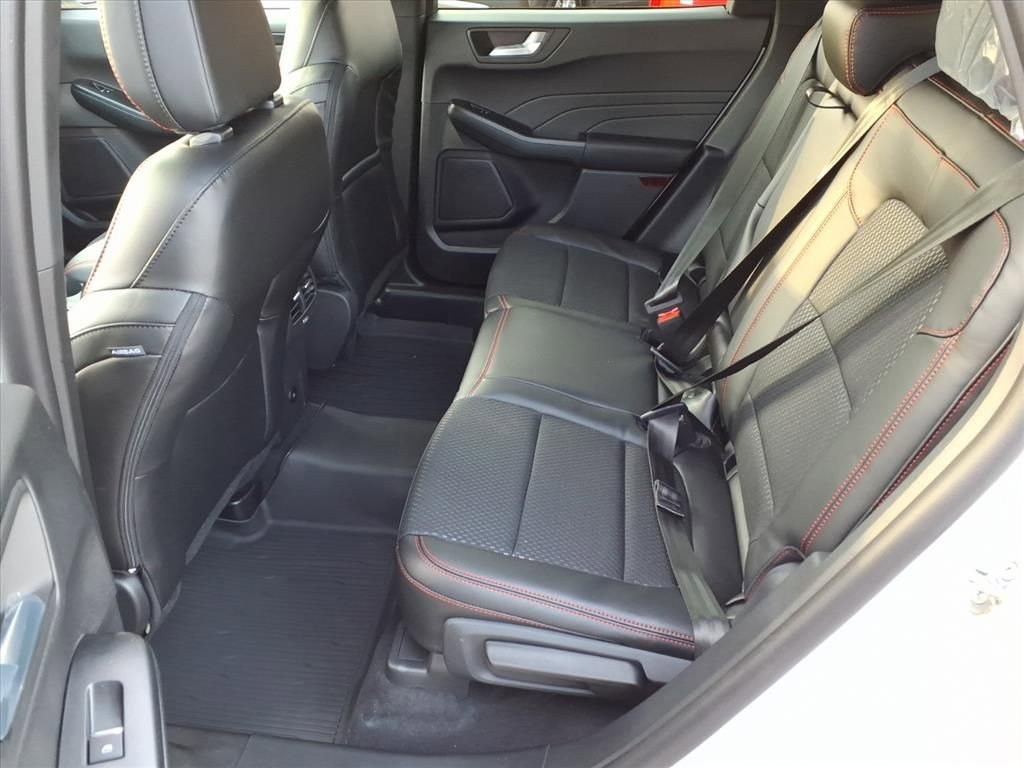 New 2026 Ford Escape ST-Line w/ Tech Pack #1 image 7