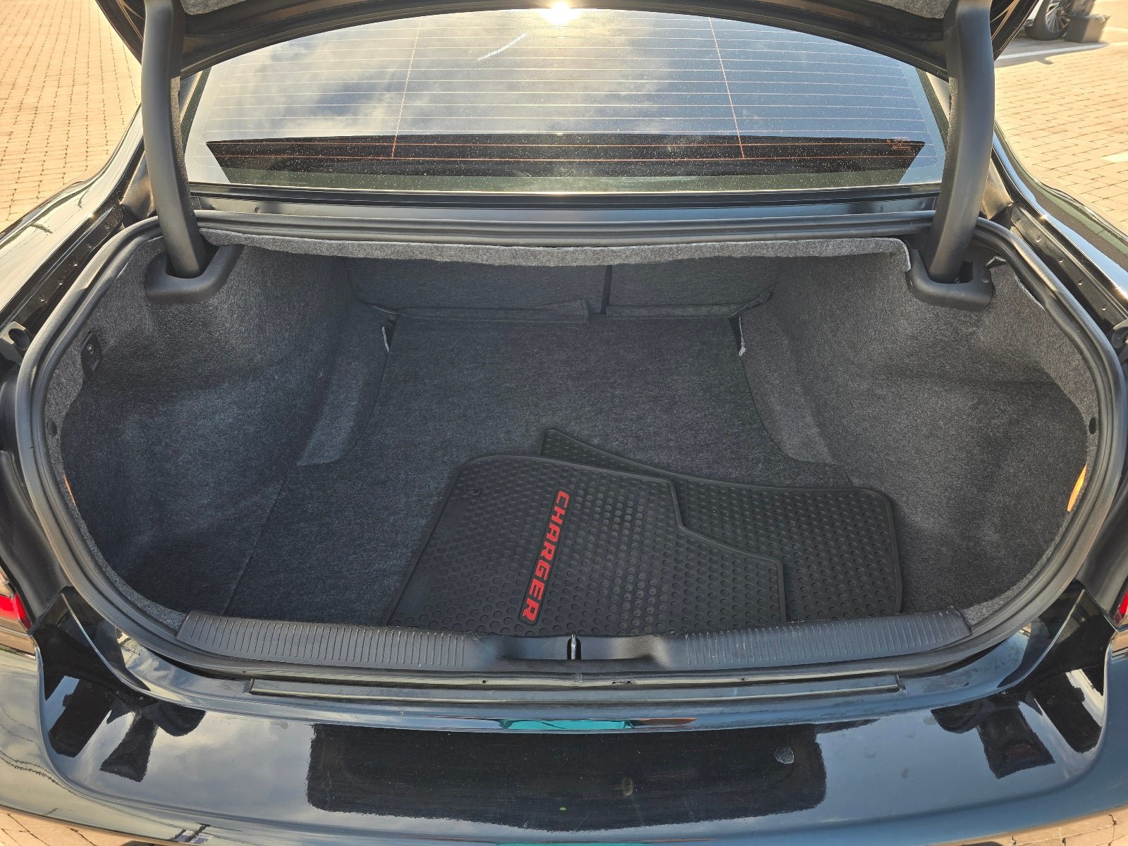 Used 2022 Dodge Charger R/T RWD image 25