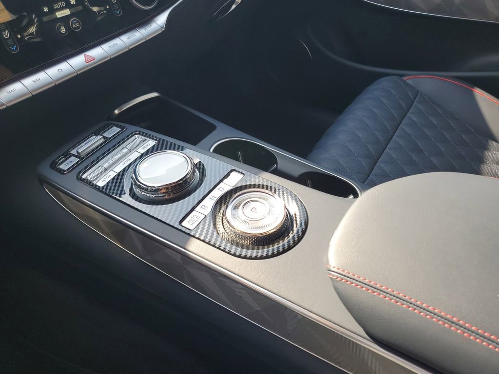 Used 2024 Genesis GV70 3.5T Sport w/ Sport Advanced Package image 20