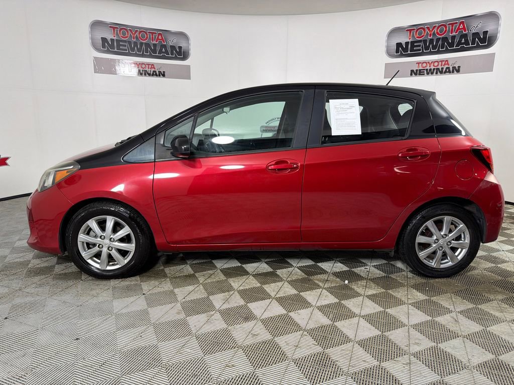 Used 2017 Toyota Yaris LE image 6