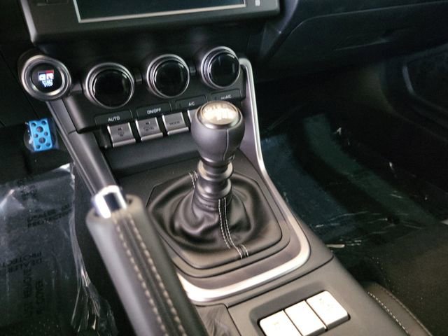 Used 2025 Toyota GR86 Premium image 17