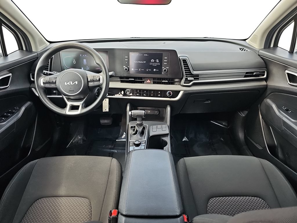 Used 2024 Kia Sportage LX FWD image 13