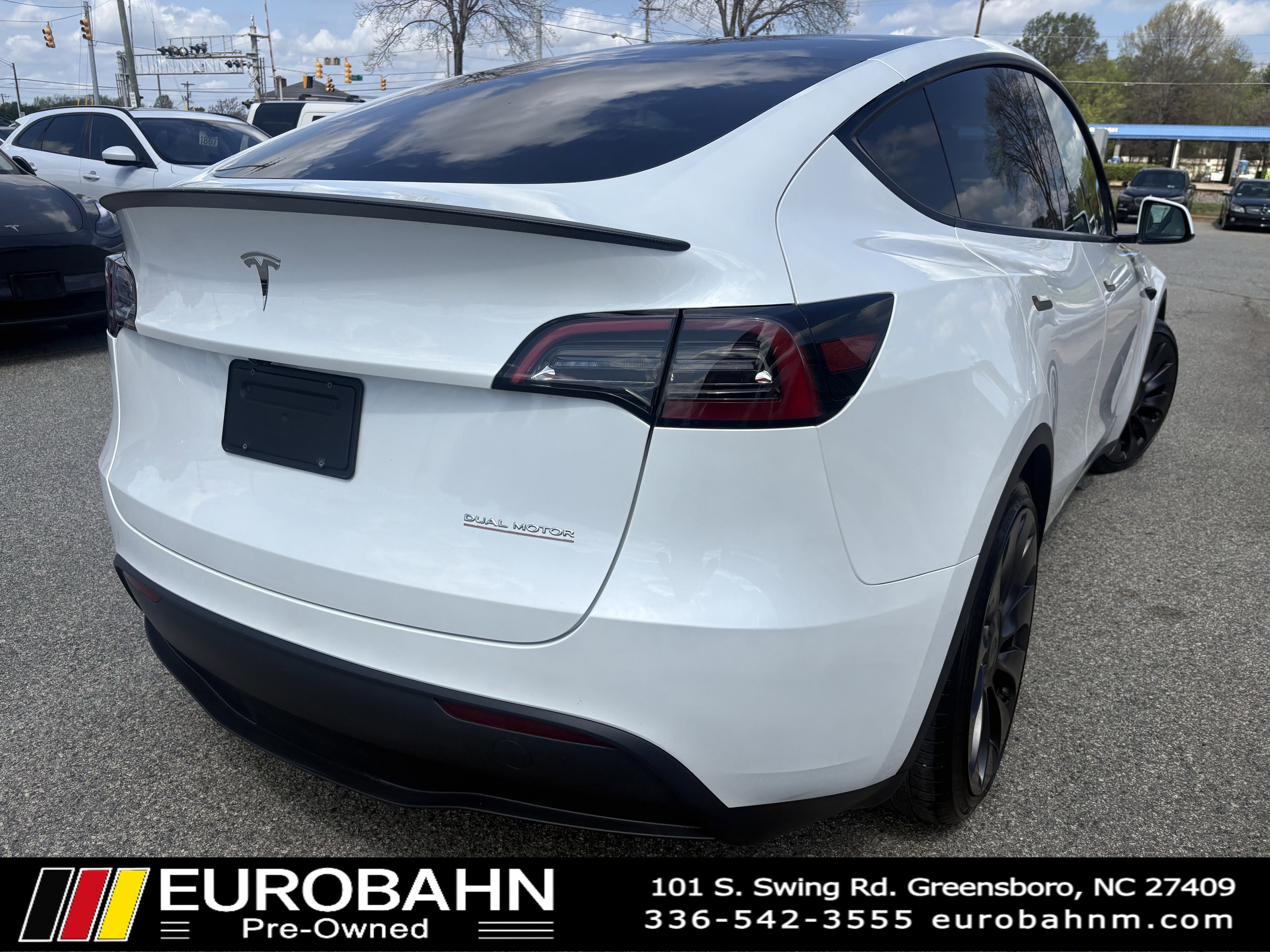 Used 2024 Tesla Model Y Performance image 5