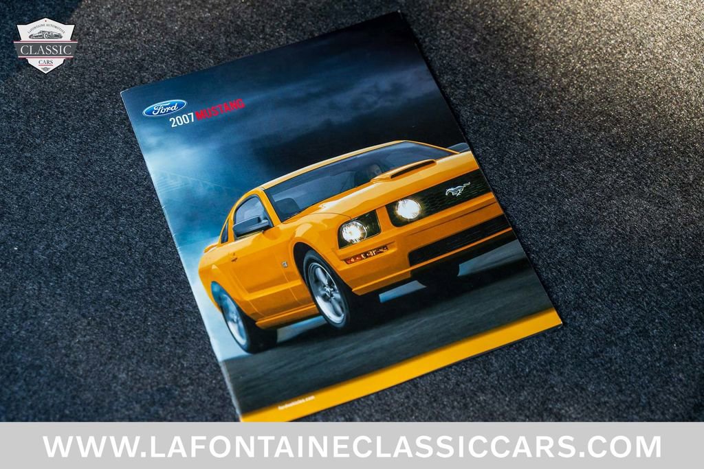 Used 2007 Ford Mustang GT Premium RWD image 7