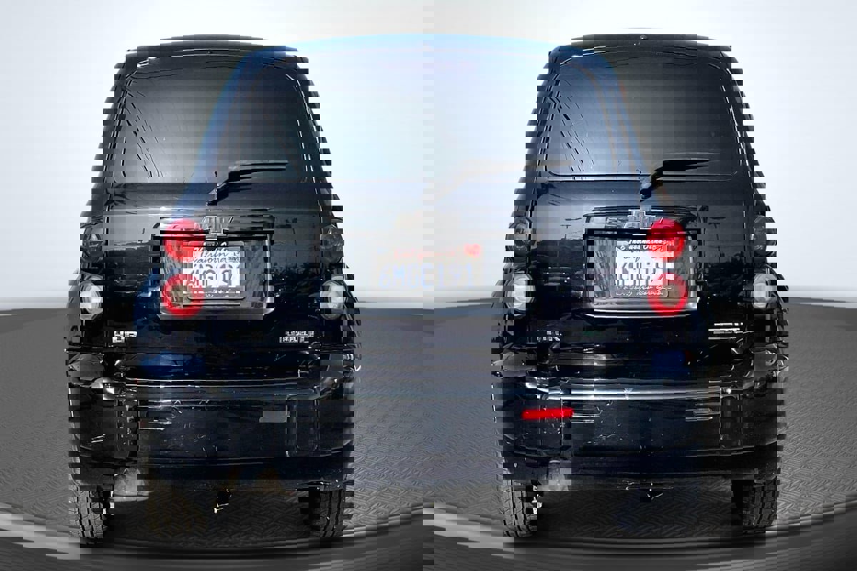 Used 2010 Chevrolet HHR LT image 4