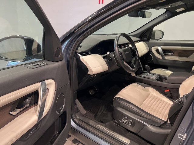 Used 2022 Land Rover Discovery Sport SE R-Dynamic image 10