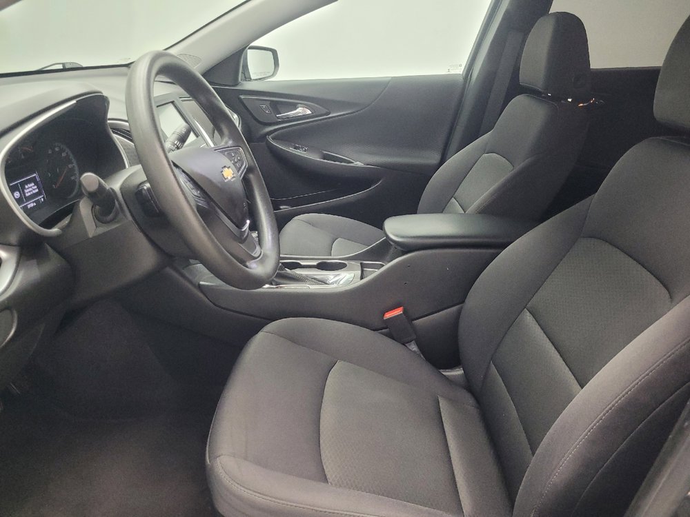 Used 2018 Chevrolet Malibu LS image 17