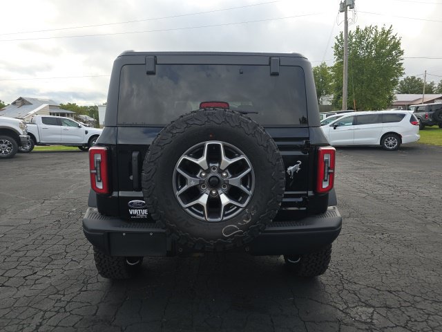 Used 2024 Ford Bronco Badlands AWD/4WD image 6