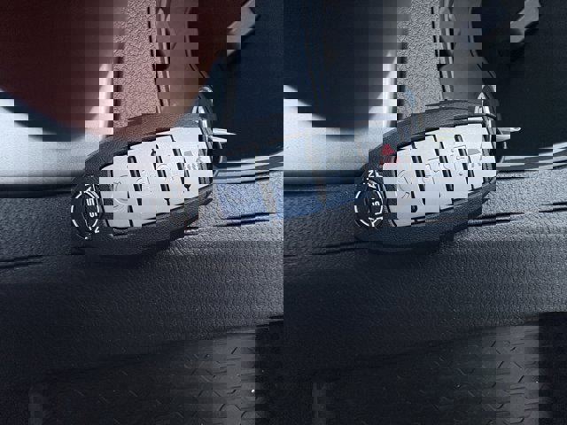 New 2025 Nissan Frontier SV w/ Tow Package image 26