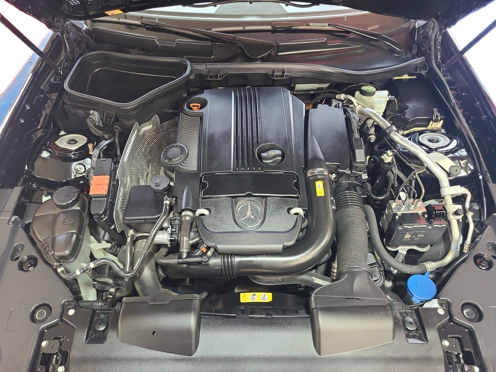 Used 2013 Mercedes-Benz SLK 250 image 20
