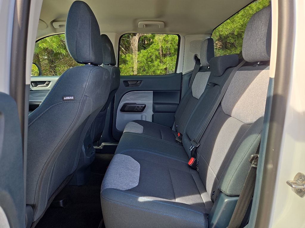 Used 2025 Ford Maverick XLT image 10