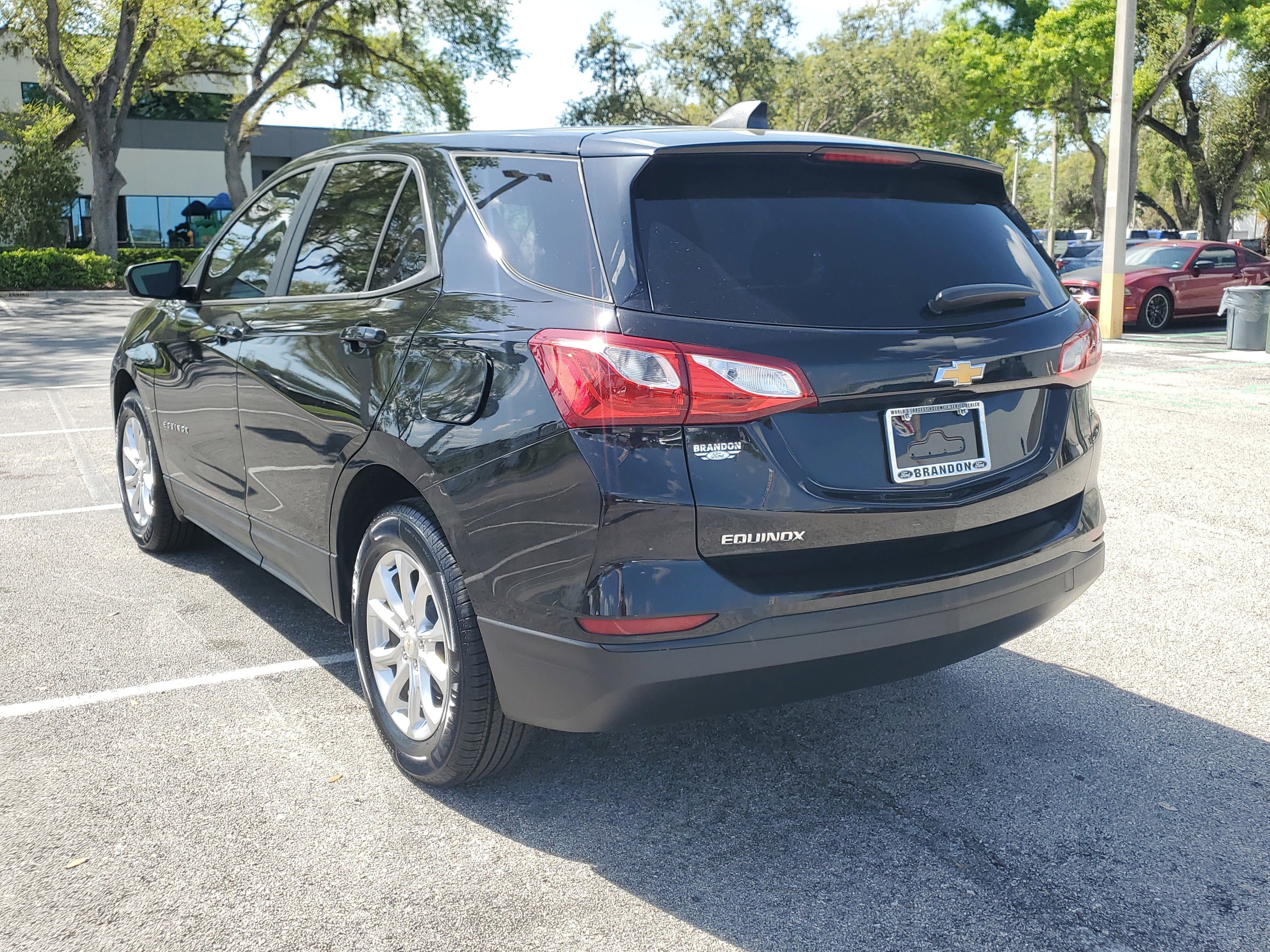 Used 2020 Chevrolet Equinox LS w/ LS Convenience Package image 7