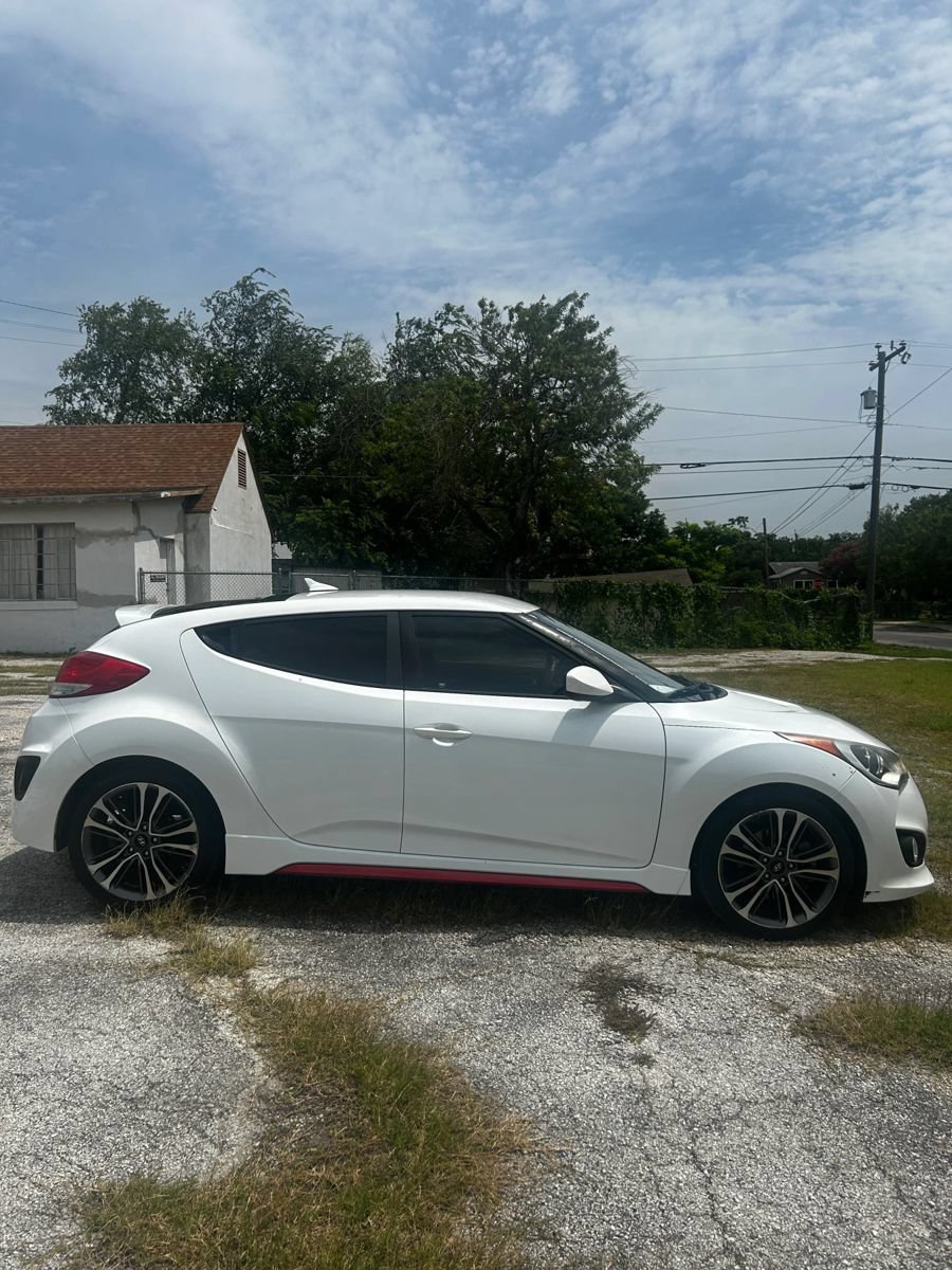 Used 2016 Hyundai Veloster Turbo R-Spec FWD image 4