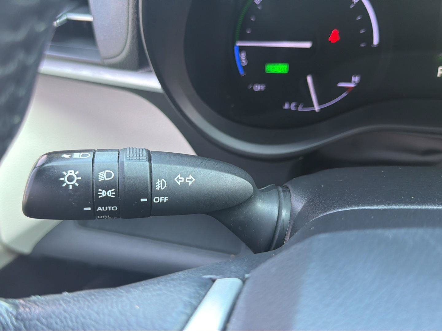 Used 2021 Toyota Sienna XLE w/ XLE Plus Package FWD image 13