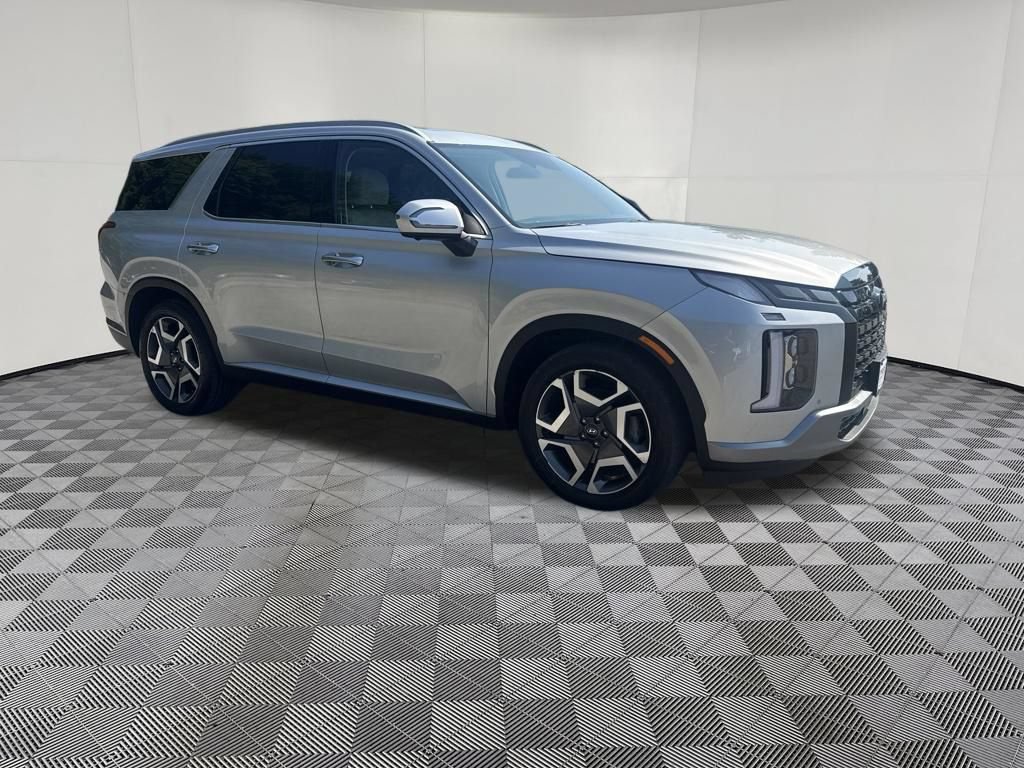 Used 2024 Hyundai Palisade SEL AWD/4WD image 3